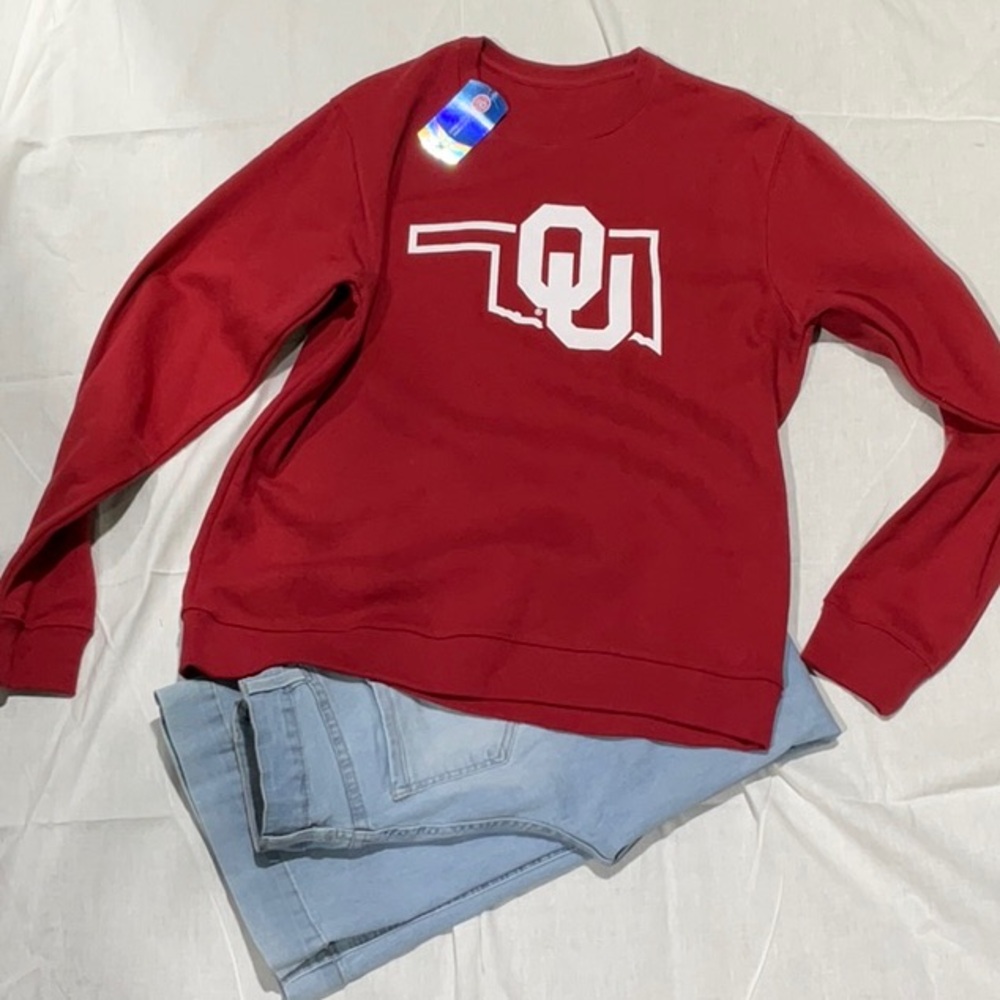 NWT OU sweatshirt! Soooo SOFT